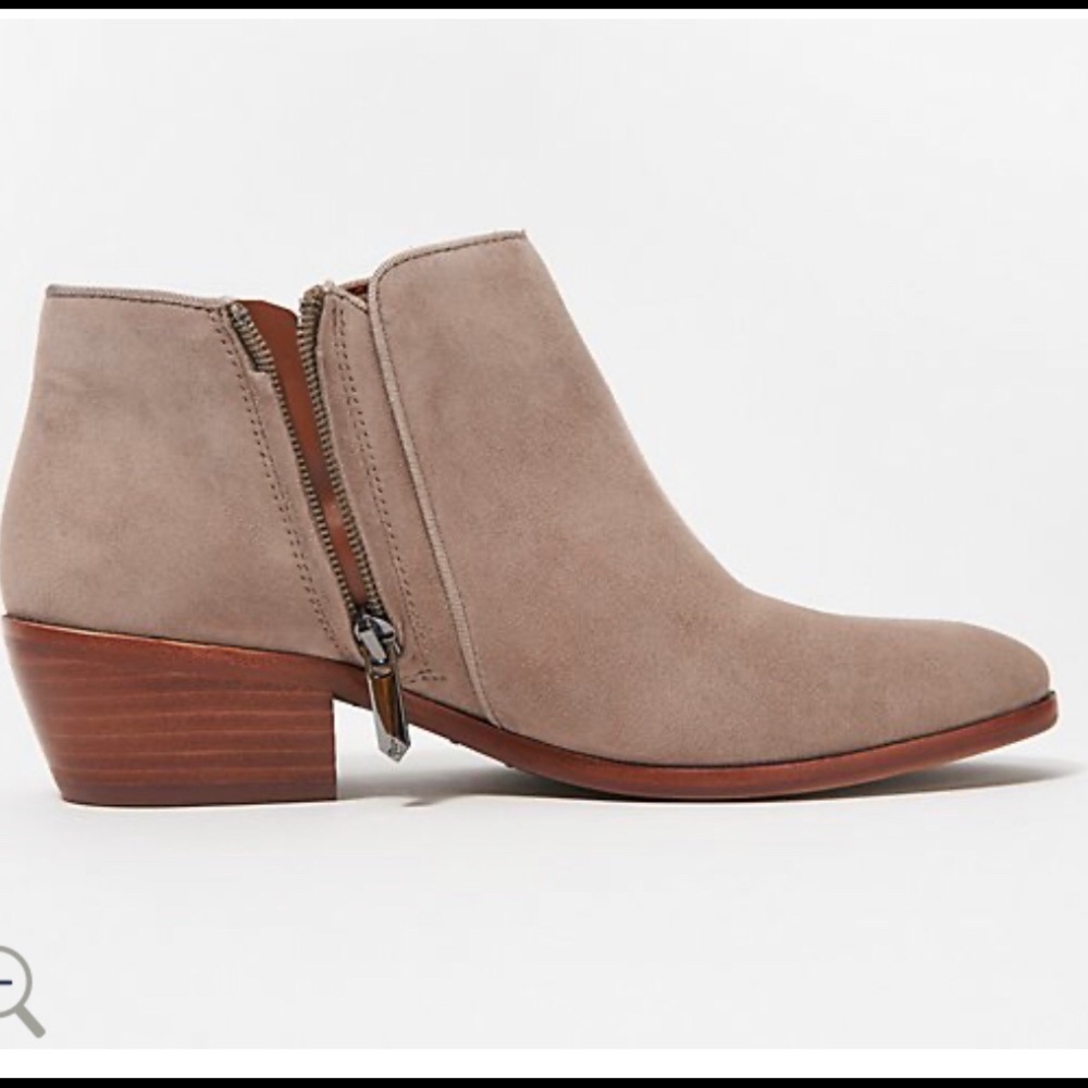 NWOT Sam Edlemen Booties